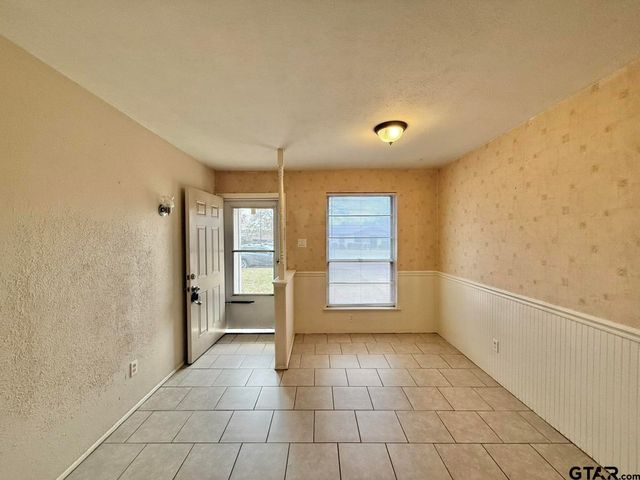 4014 Appletree Lane, Tyler, TX 75703