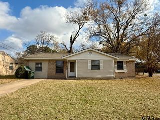 4014 Appletree Lane, Tyler, TX 75703