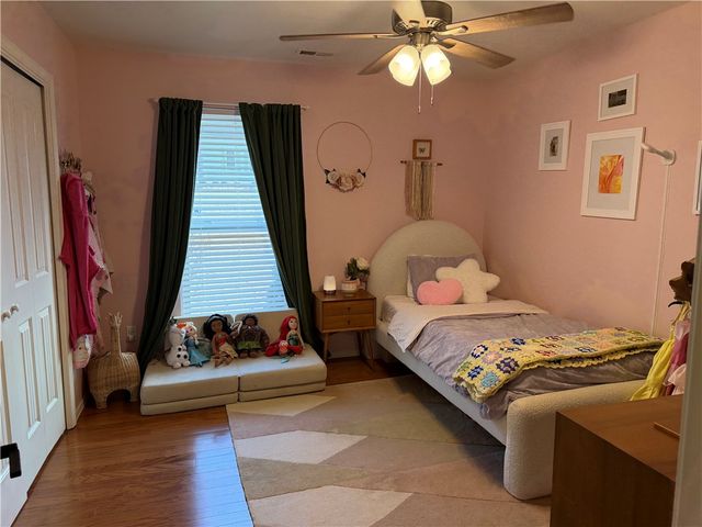 2385 Azalea Terrace, Fayetteville, AR 72703