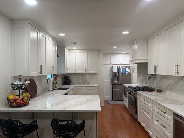 2385 Azalea Terrace, Fayetteville, AR 72703