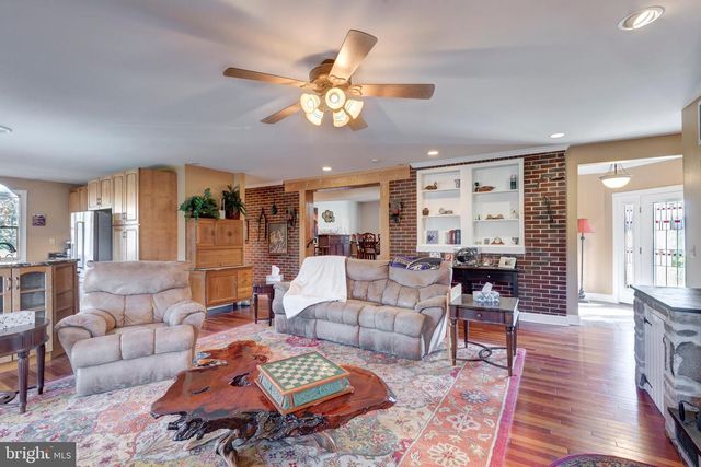 3989 KUMP STATION RD, Taneytown, MD 21787