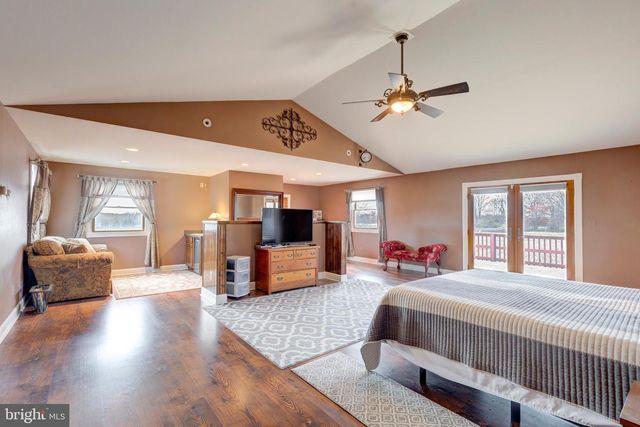 3989 KUMP STATION RD, Taneytown, MD 21787