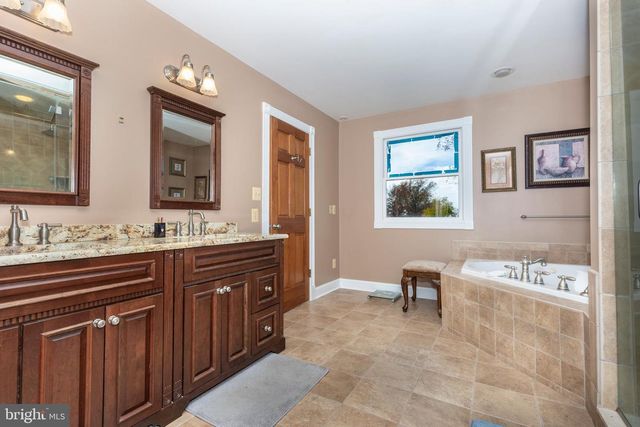 3989 KUMP STATION RD, Taneytown, MD 21787