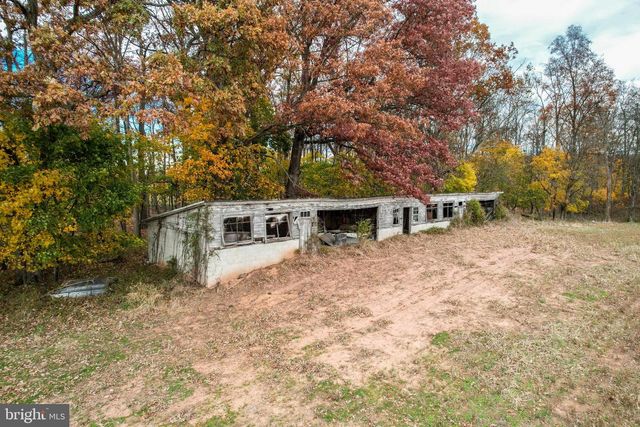3989 KUMP STATION RD, Taneytown, MD 21787