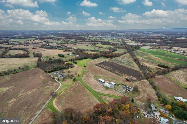 3989 KUMP STATION RD, Taneytown, MD 21787