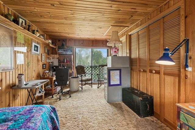 1140 Harbor Lane N, Plymouth, MN 55447