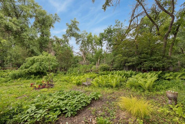 1140 Harbor Lane N, Plymouth, MN 55447
