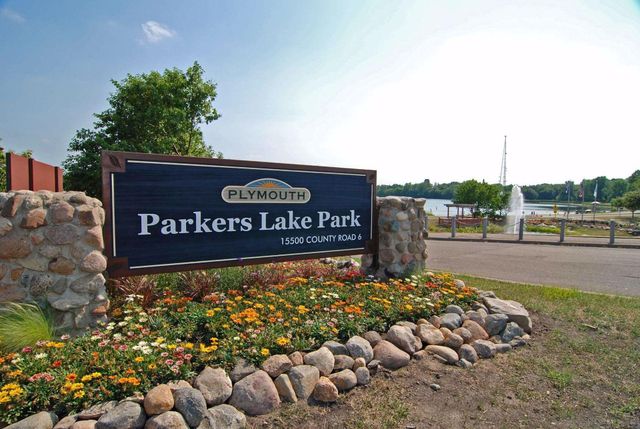 1140 Harbor Lane N, Plymouth, MN 55447
