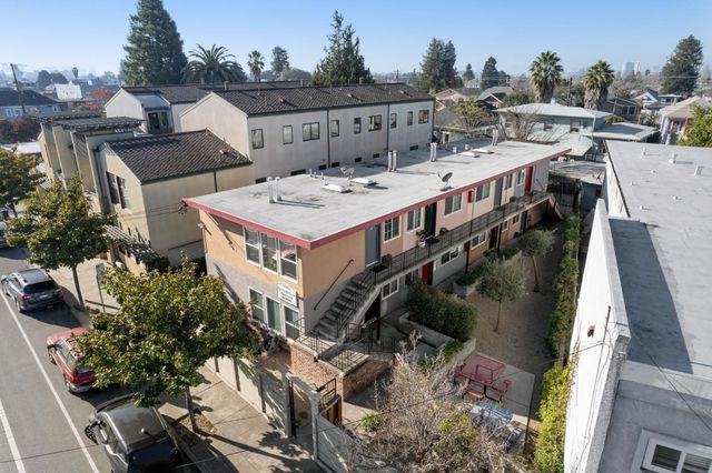 6563 Shattuck Avenue, Oakland, CA 94609