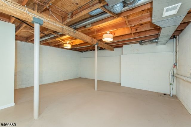 122 Woodmont Dr, Randolph Twp., NJ 07869