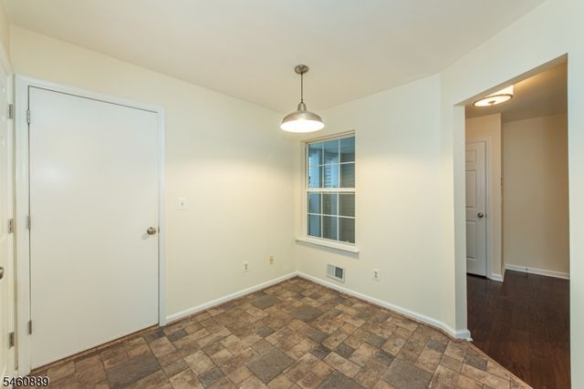 122 Woodmont Dr, Randolph Twp., NJ 07869