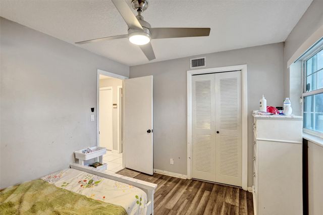 7008 NW 81st Street, Tamarac, FL 33321