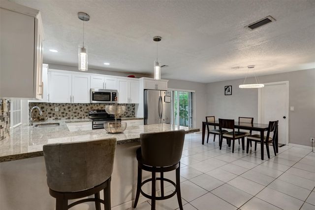 7008 NW 81st Street, Tamarac, FL 33321