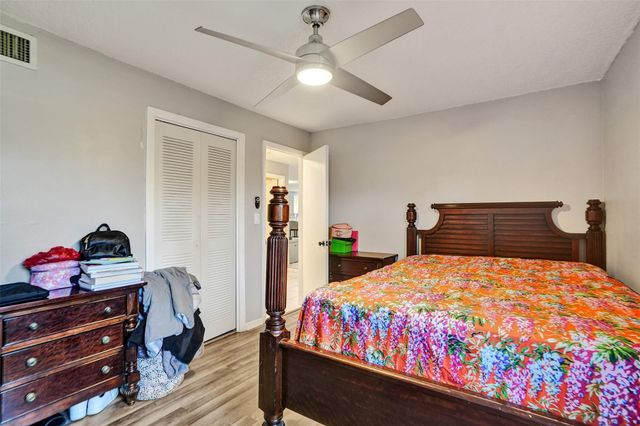 7008 NW 81st Street, Tamarac, FL 33321