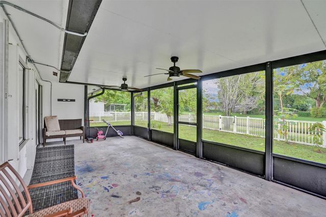 7008 NW 81st Street, Tamarac, FL 33321