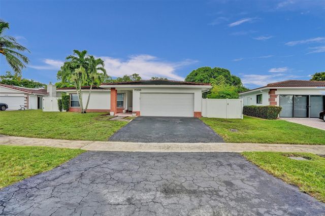 7008 NW 81st Street, Tamarac, FL 33321