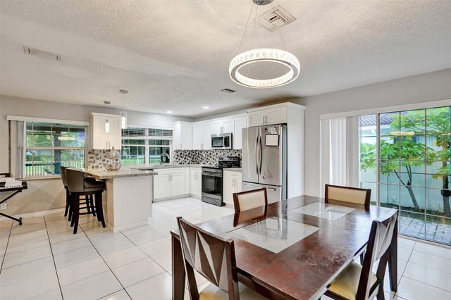 7008 NW 81st Street, Tamarac, FL 33321