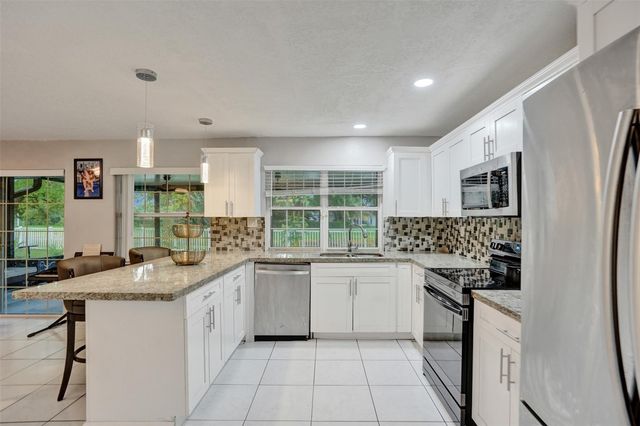 7008 NW 81st Street, Tamarac, FL 33321
