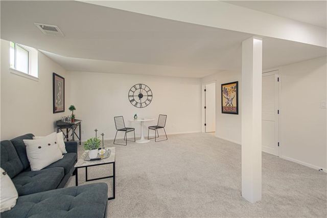 2611 N 157th Terrace, Basehor, KS 66007