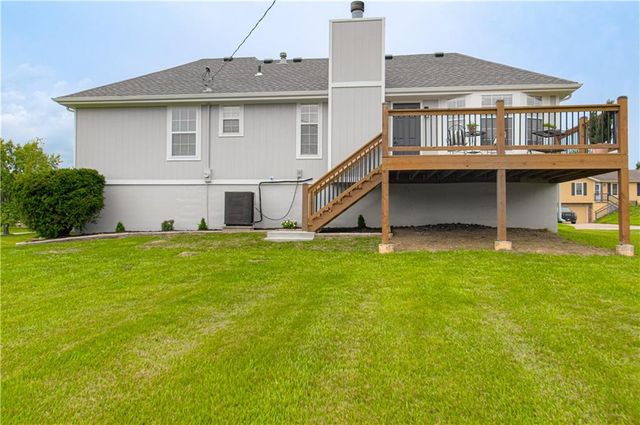 2611 N 157th Terrace, Basehor, KS 66007