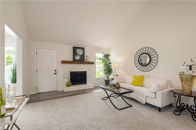 2611 N 157th Terrace, Basehor, KS 66007