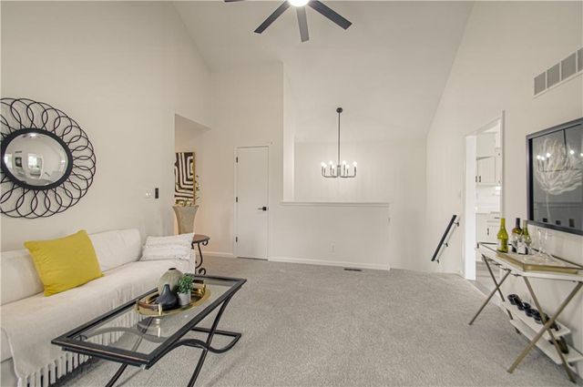 2611 N 157th Terrace, Basehor, KS 66007