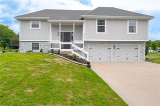 2611 N 157th Terrace, Basehor, KS 66007