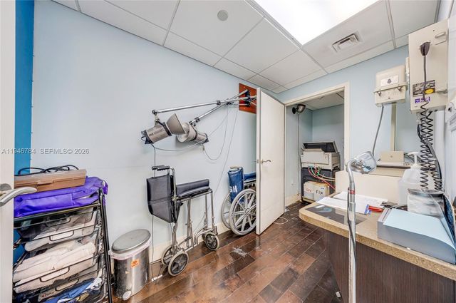 1693 SW 27th Ave, Miami, FL 33145