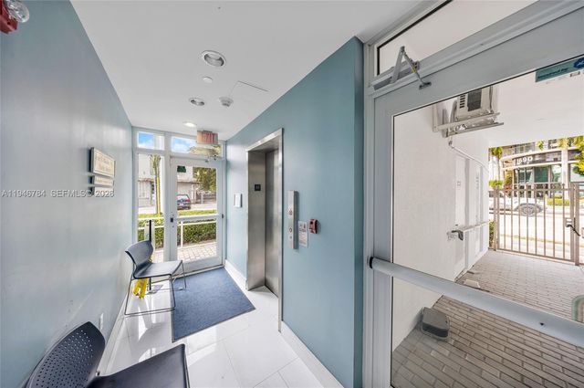 1693 SW 27th Ave, Miami, FL 33145