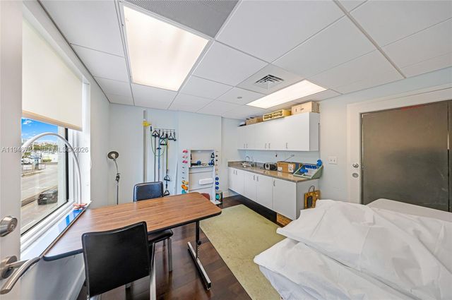 1693 SW 27th Ave, Miami, FL 33145