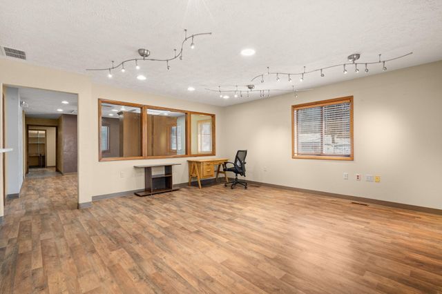 1 Woodland Avenue, Kimberling City, MO 65686