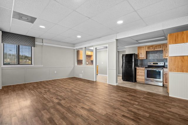 1 Woodland Avenue, Kimberling City, MO 65686