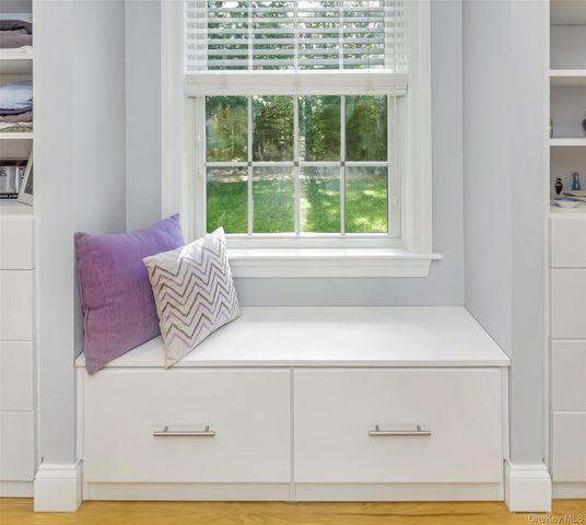 3 Sally's Path, East Hampton, NY 11937