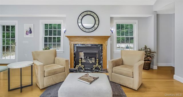 3 Sally's Path, East Hampton, NY 11937