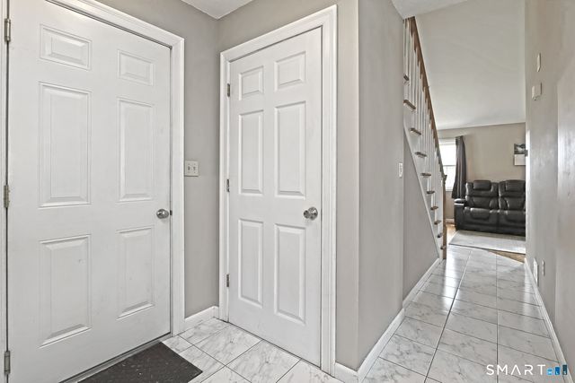 6 Francis Street, Waterbury, CT 06708
