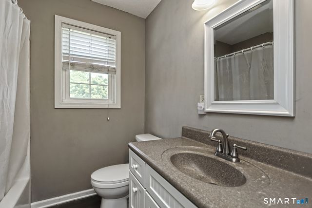 6 Francis Street, Waterbury, CT 06708