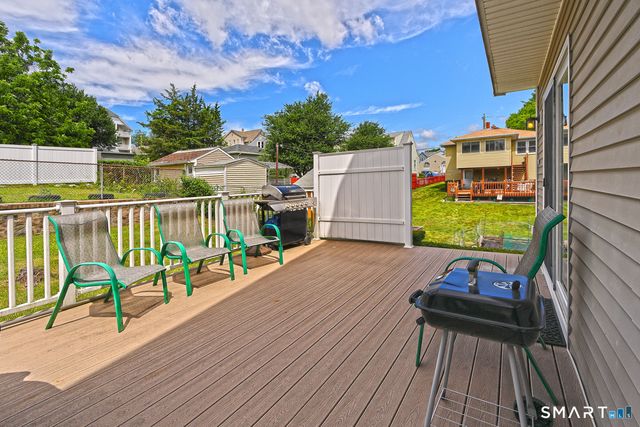 6 Francis Street, Waterbury, CT 06708