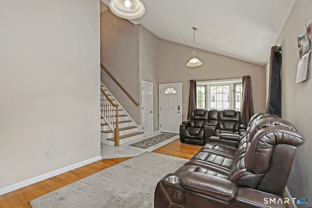 6 Francis Street, Waterbury, CT 06708