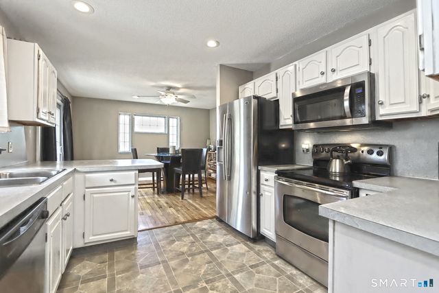 6 Francis Street, Waterbury, CT 06708