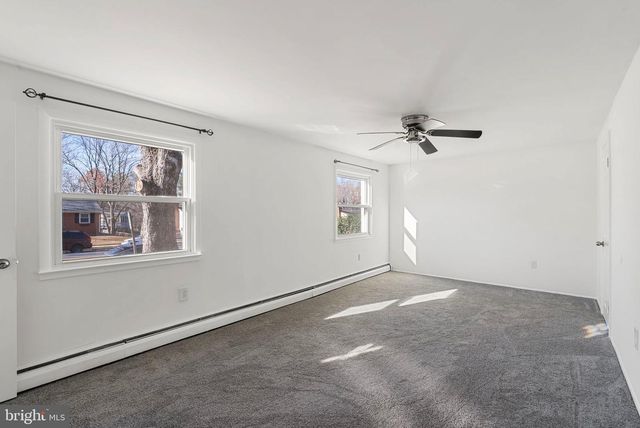 13421 HILLENDALE DR, Woodbridge, VA 22193