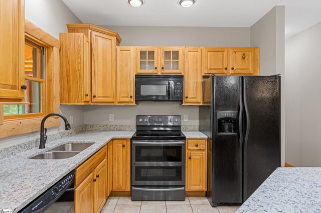 152 Glassy Falls Trail, Travelers Rest, SC 29690