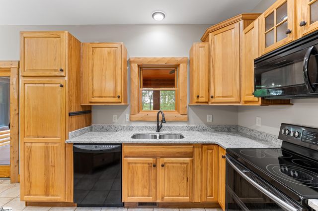 152 Glassy Falls Trail, Travelers Rest, SC 29690