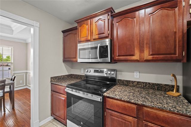 5097 W Ridgebury Place, Fayetteville, AR 72704