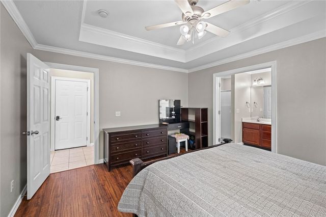 5097 W Ridgebury Place, Fayetteville, AR 72704