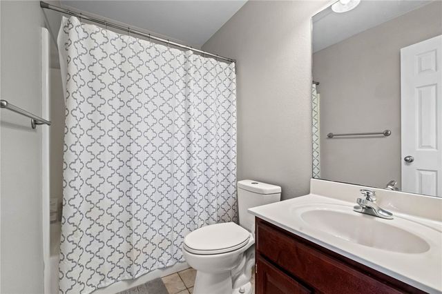 5097 W Ridgebury Place, Fayetteville, AR 72704