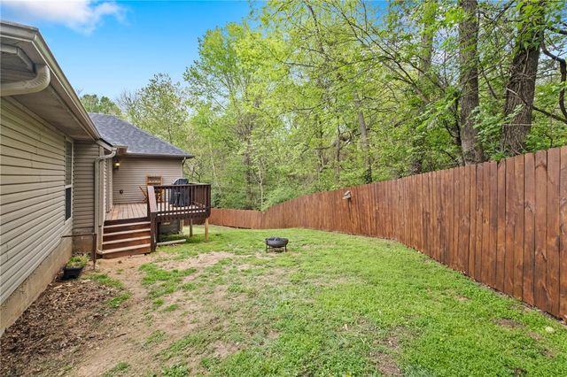 5097 W Ridgebury Place, Fayetteville, AR 72704