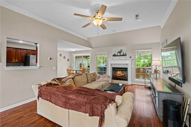 5097 W Ridgebury Place, Fayetteville, AR 72704