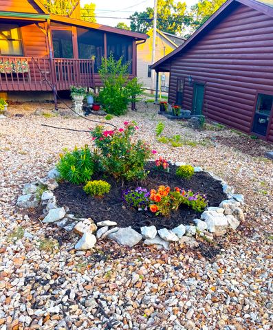 200 Big Bear Boulevard, Hollister, MO 65672