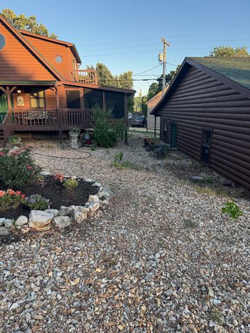 200 Big Bear Boulevard, Hollister, MO 65672