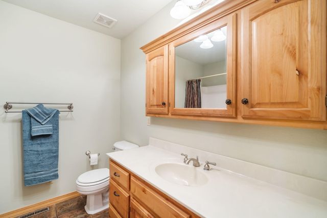 200 Big Bear Boulevard, Hollister, MO 65672